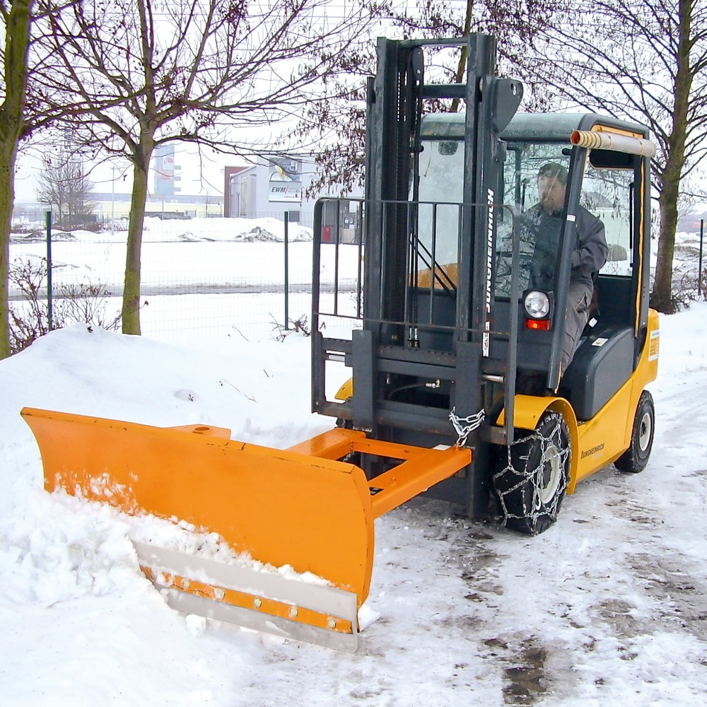 Bauer® Snehová radlica pre vysokozdvižný vozík s oceľovou zhrňovacou lištou, šírka radlice 1 800 mm